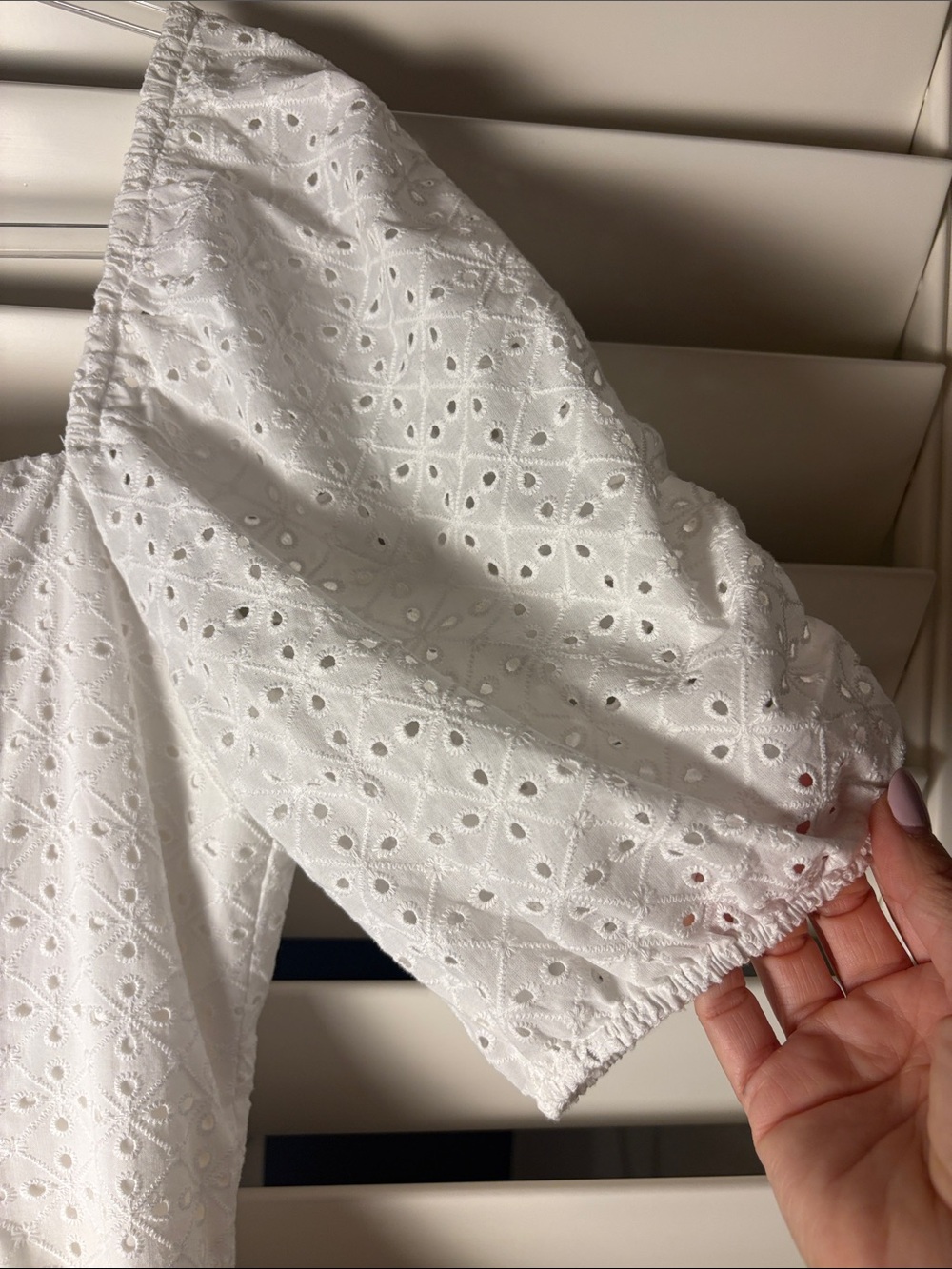 Lilly Pulitzer Daniela Crisp White Eyelet Puff Sleeve Mini Dress EUC Size 8 - Picture 12 of 17